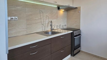 Pronájem bytu 2+1 50 m², Praha 10
