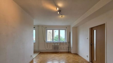Pronájem bytu 2+1 50 m², Praha 10
