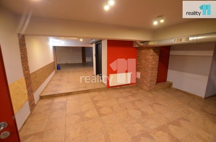 Pronájem obchodního prostoru 297 m², Humpolec