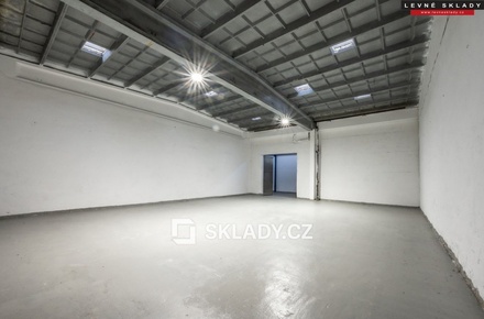 Pronájem skladu 90 m², Kladruby nad Labem