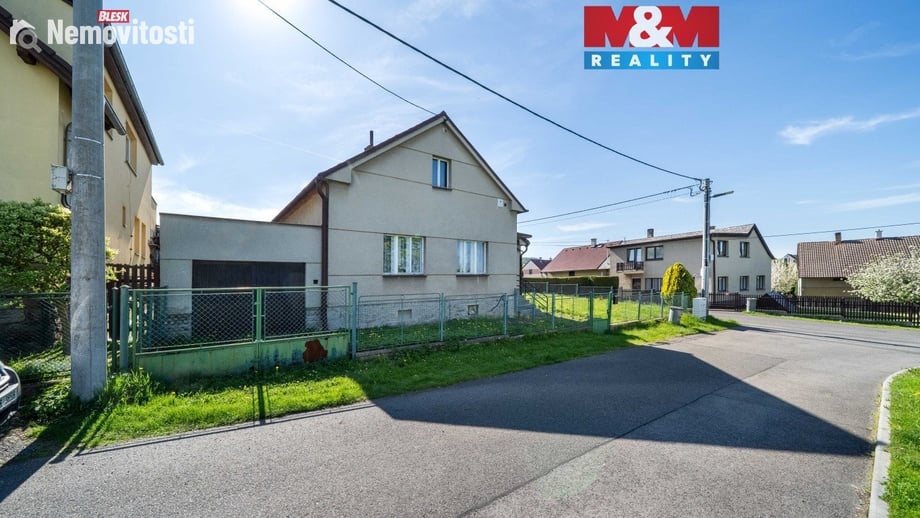 Prodej rodinného domu 135 m², Podluhy