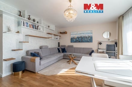 Prodej bytu 3+1 100 m², Hostivice