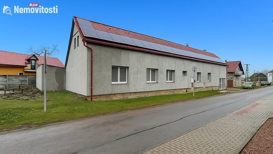 Prodej rodinného domu 108 m², Zachrašťany