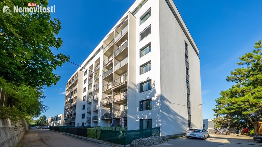Prodej bytu 1+1 25 m², Rosice