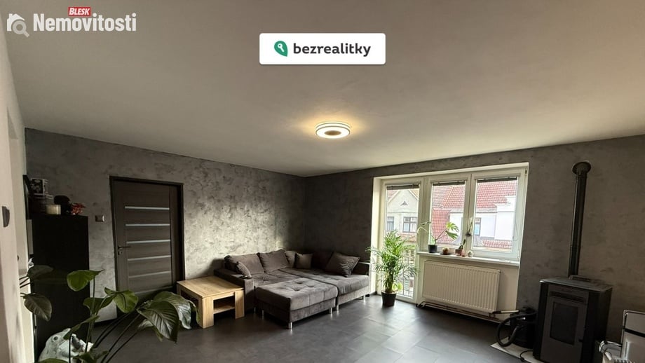 Prodej bytu 2+1 64 m², Mimoň