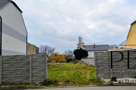 Prodej stavebního pozemku 700 m², Ostrovačice