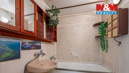 Prodej bytu 3+1 69 m², Praha 8