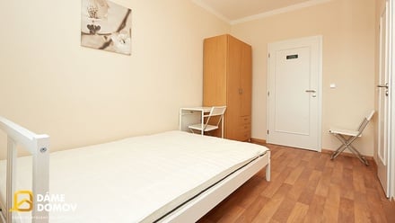 Pronájem bytu 1+kk 22 m², Zlín - Prštné