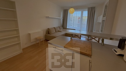 Pronájem bytu 1+kk 28 m², Praha - Zličín