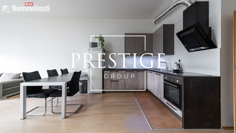 Pronájem bytu 1+kk 66 m², Praha - Libeň
