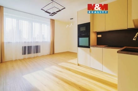Prodej bytu 1+kk 27 m², Praha 4