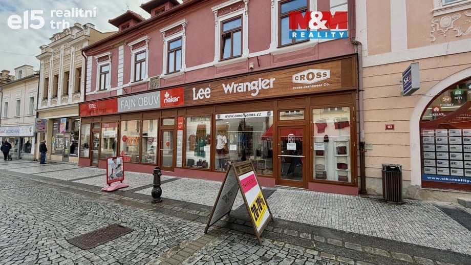 Pronájem obchodního prostoru 100 m², Louny
