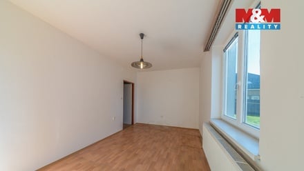 Prodej bytu 3+1 57 m², Melč