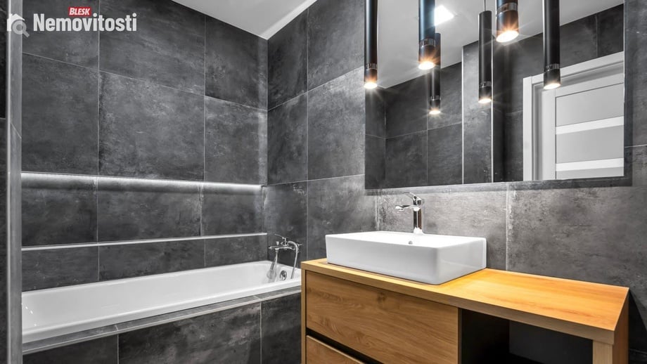 Prodej bytu 3+1 71 m², Dubina