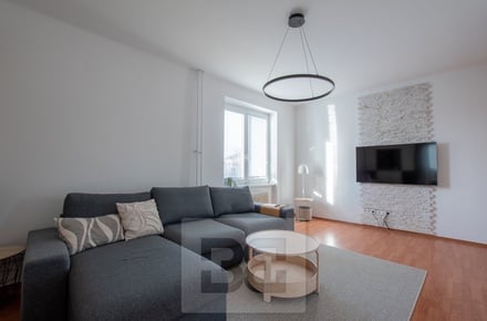 Pronájem bytu 2+kk 52 m², Praha - Záběhlice