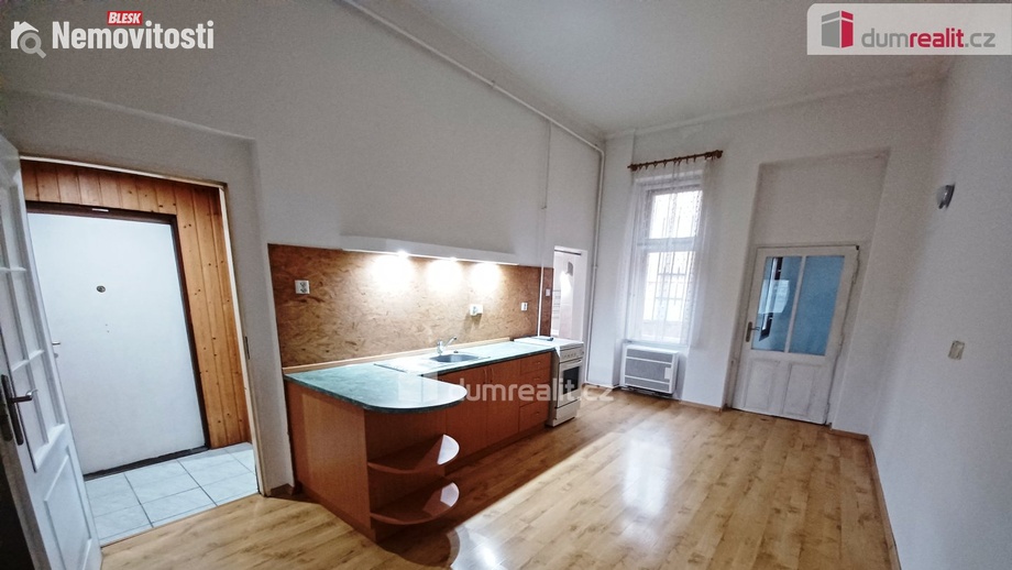 Pronájem bytu 2+kk 60 m², Děčín