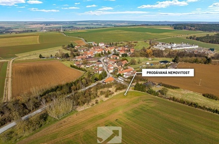 Prodej zahrady 2 281 m², Černíkovice u Dřevce