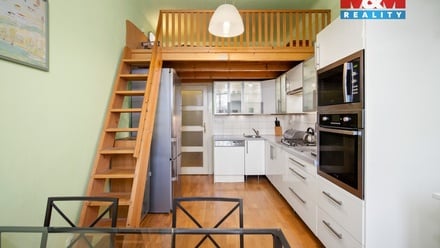 Prodej bytu 2+1 74 m², Praha 10