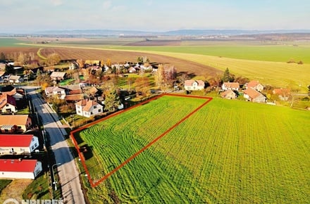 Prodej stavebního pozemku 1 900 m², Šaplava