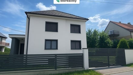 Prodej bytu 3+1 70 m², Krušovice