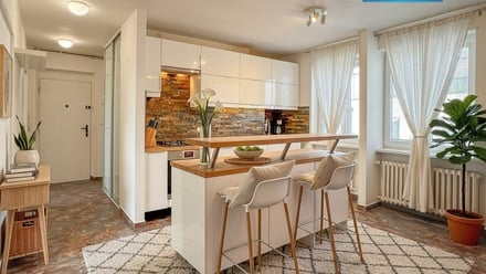 Prodej bytu 3+kk 62 m², Unhošť