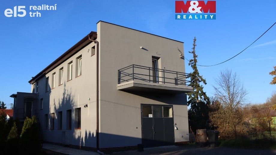 Prodej komerční nemovitosti 300 m², Libiš