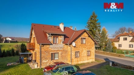 Prodej rodinného domu 180 m², Lochovice