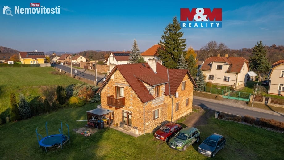 Prodej rodinného domu 180 m², Lochovice