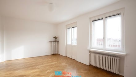 Pronájem bytu 1+kk 37 m², Praha - Holešovice