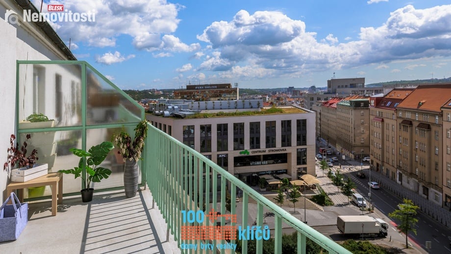 Pronájem bytu 1+kk 37 m², Praha - Holešovice