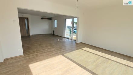 Prodej rodinného domu 353 m², Kladno