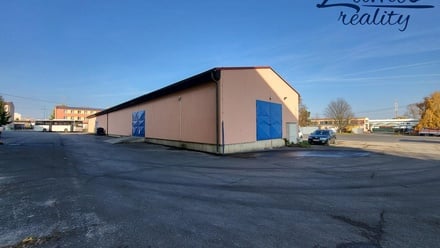 Pronájem skladu 500 m², Kročehlavy
