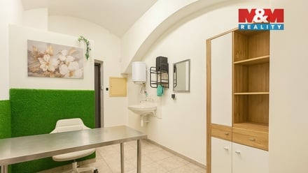 Pronájem obchodního prostoru 29 m², Praha 2