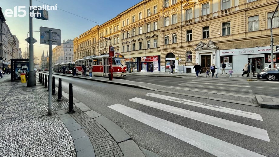 Pronájem obchodního prostoru 29 m², Praha 2