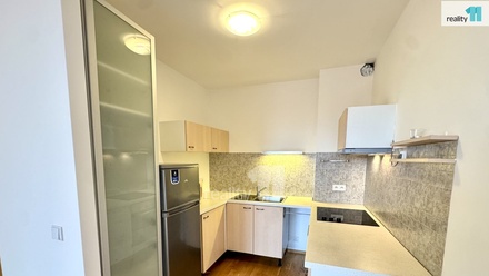 Pronájem bytu 2+kk 57 m², Praha 13