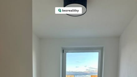 Prodej bytu 4+kk 72 m², Praha 8