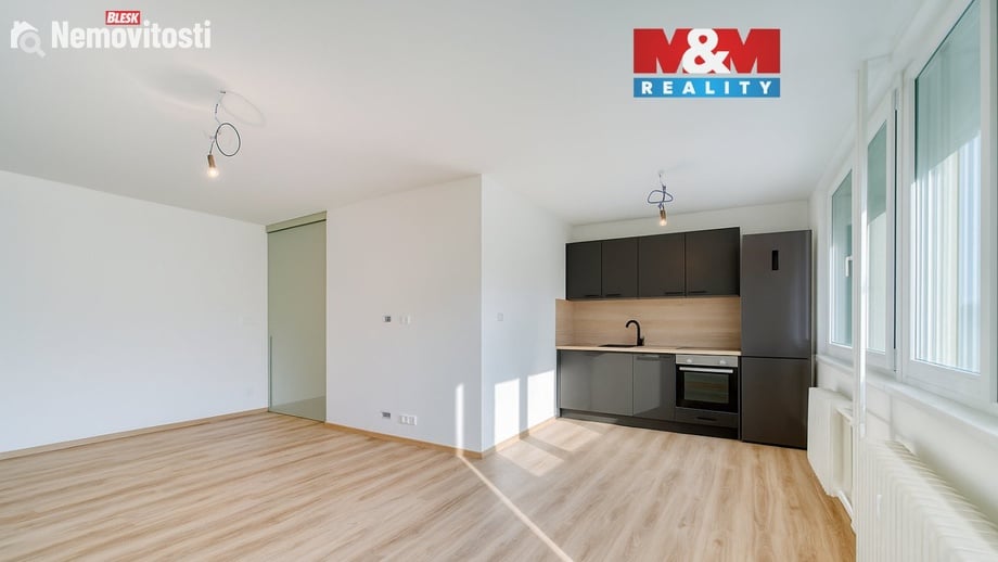 Pronájem bytu 3+kk 65 m², Praha 8