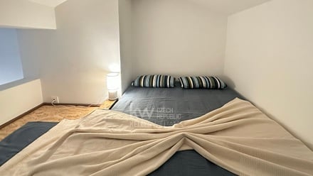 Pronájem bytu 1+kk 38 m², Hradec Králové - Kukleny