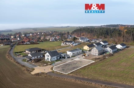 Prodej stavebního pozemku 696 m², Břasy