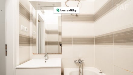 Prodej bytu 2+kk 53 m², Praha 3