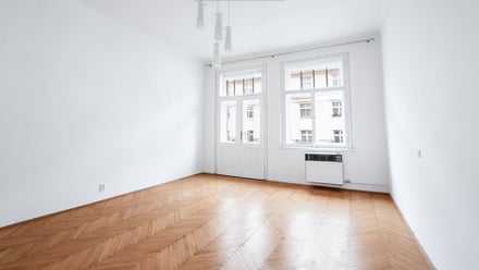 Prodej bytu 2+1 62 m², Praha 3