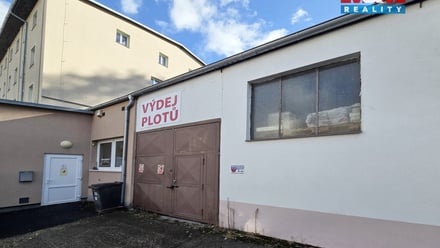 Pronájem skladu 89 m², Karlovy Vary