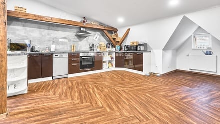 Prodej činžovního domu 980 m², Karlovy Vary