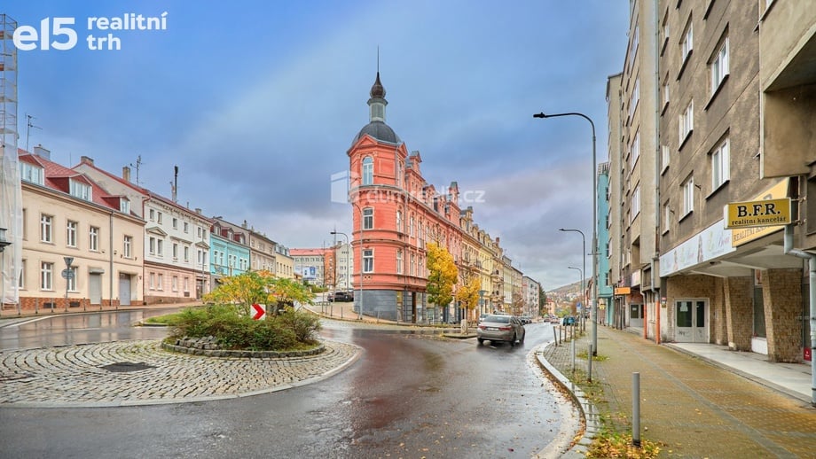 Prodej činžovního domu 980 m², Karlovy Vary