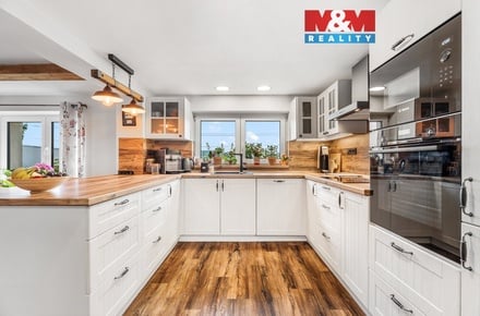 Prodej rodinného domu 231 m², Děčín