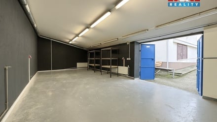 Pronájem výrobního prostoru 46 m², Praha 18