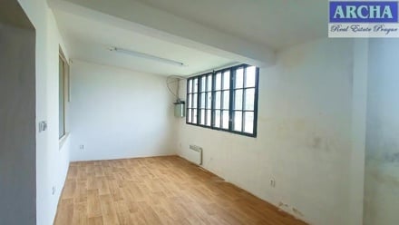 Pronájem skladu 1 000 m², Jílové u Prahy