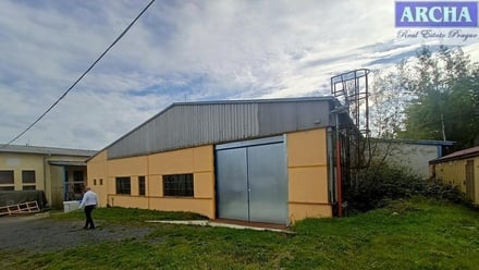 Pronájem skladu 1 000 m², Jílové u Prahy