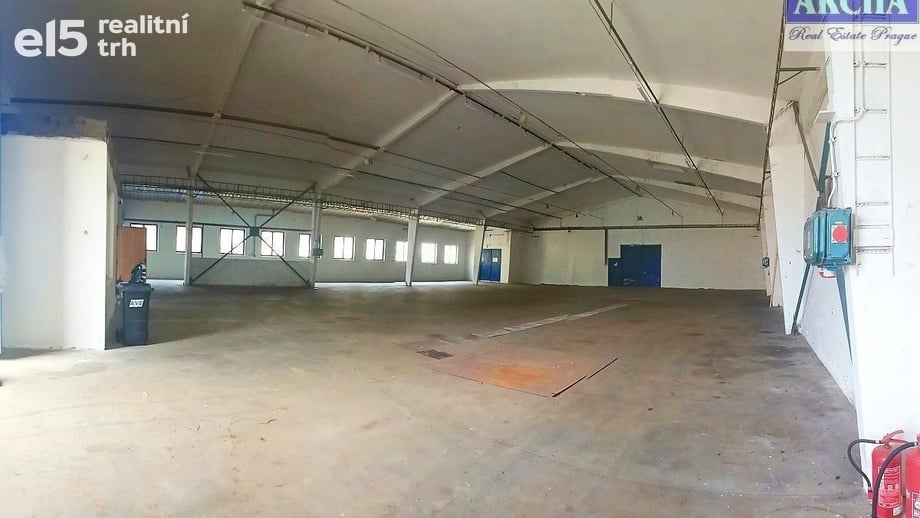 Pronájem skladu 1 000 m², Jílové u Prahy