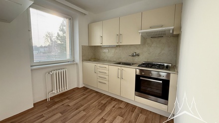 Pronájem bytu 3+1 72 m², Čáslav-Nové Město